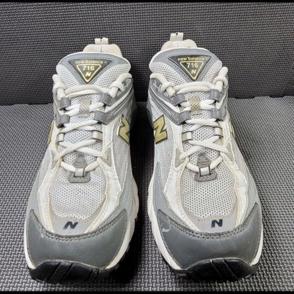 Men’s New Balance Sneakers 10.5 - Picture 2 of 7